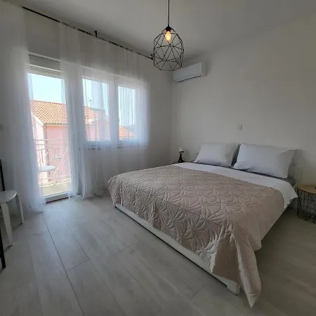 Red Hill * Žaborić