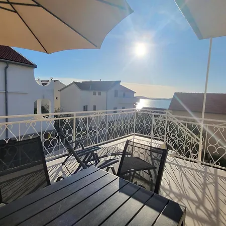 Red Hill * ז'אבוריץ'