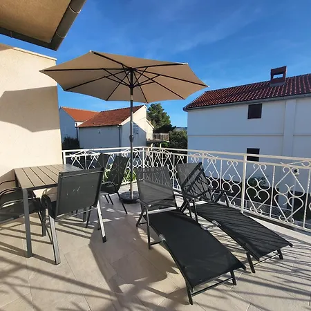 Apartament Red Hill Žaborić